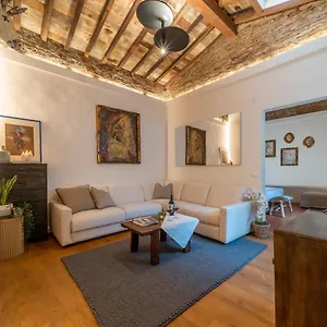Urban Retreat Apartment